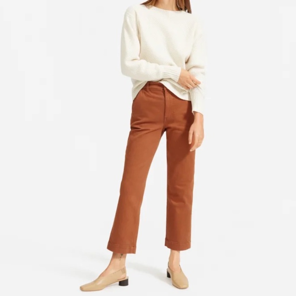 Everlane Women Straight Leg Jeans in Rust Brown and Cream Top